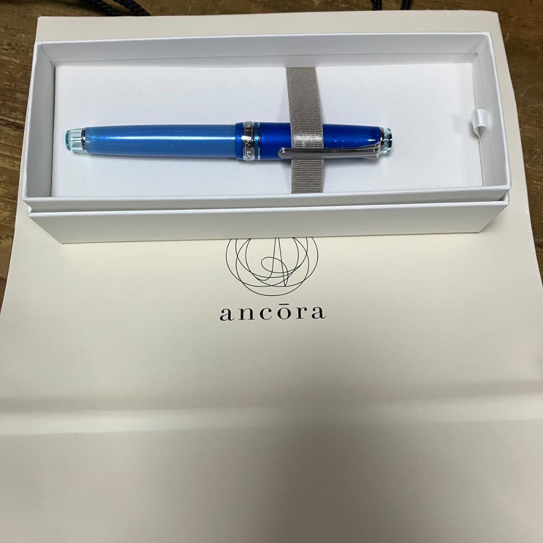 プロフェッショナルギアスリム万年筆 地球 アンコーラ 細字（F）