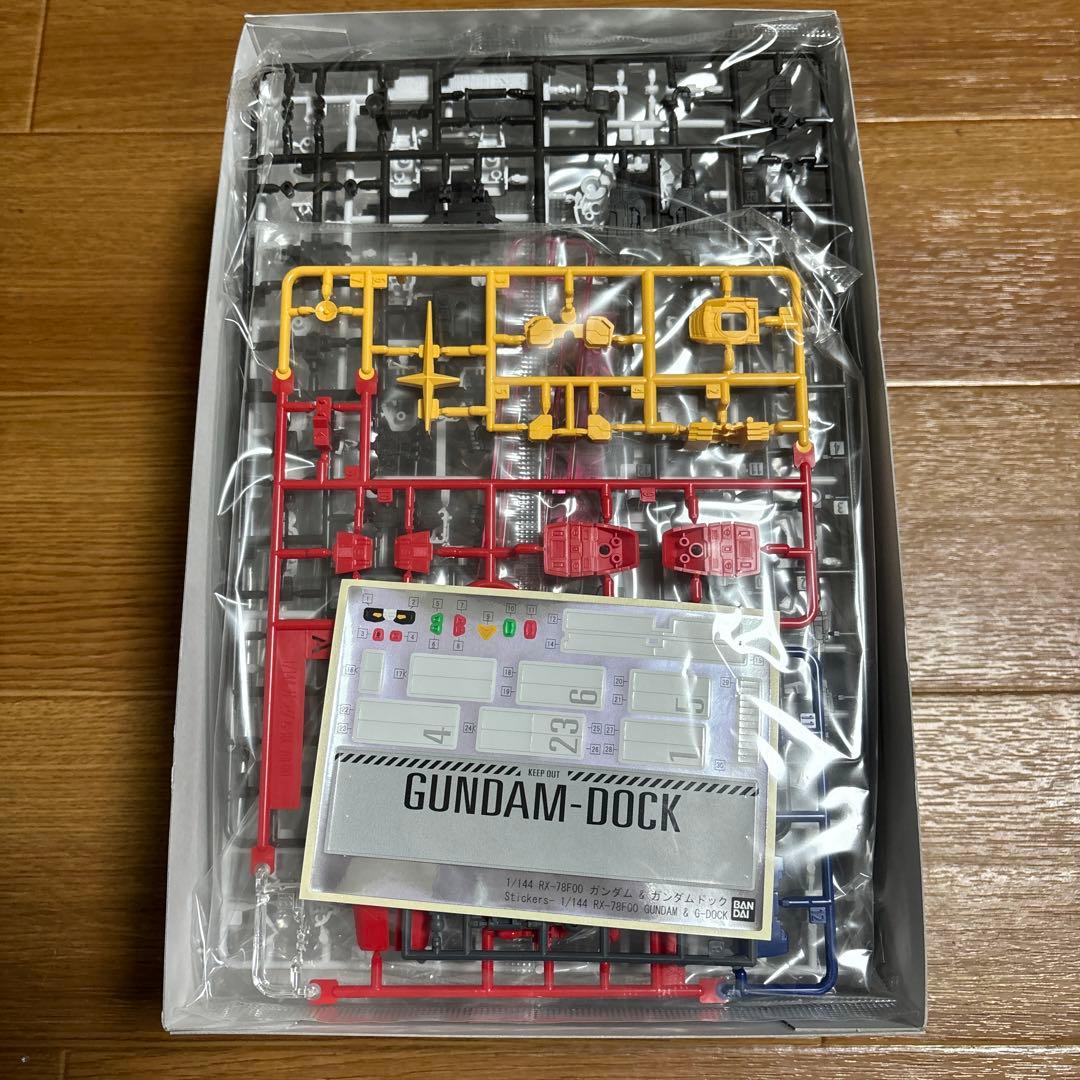 RX-78F00 GUNDAM & G-DOCK プラモデル
