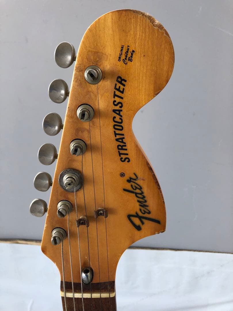 ギター Fender STRATOCASTER Japan(I90)