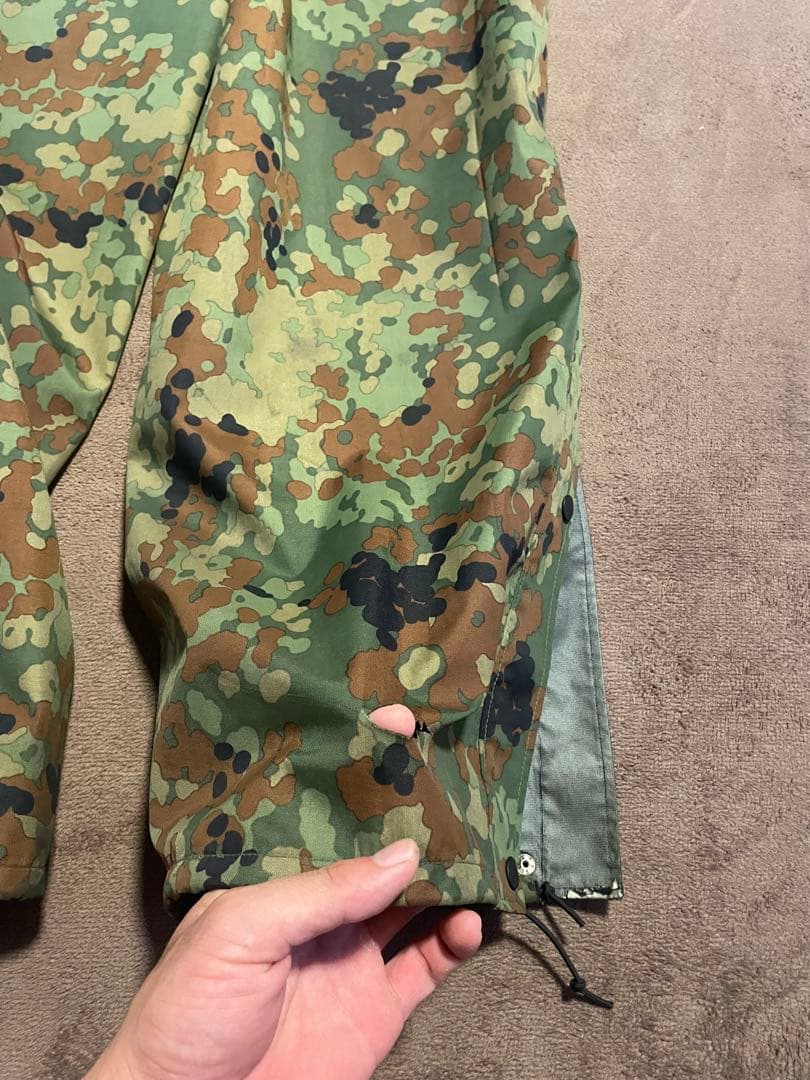 自衛隊　ゴアテックス雨衣　XL