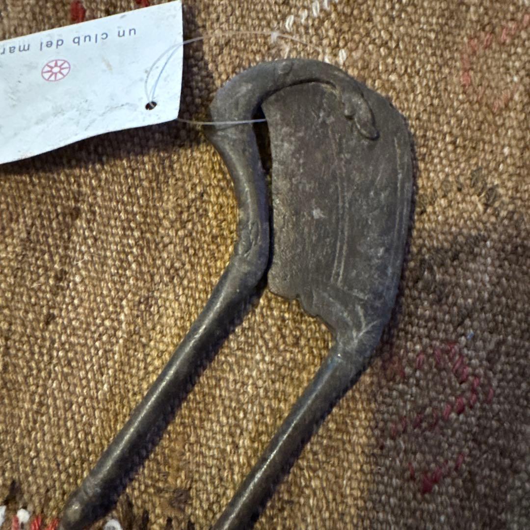 インドアンティーク葉タバコバサミ アイアンE