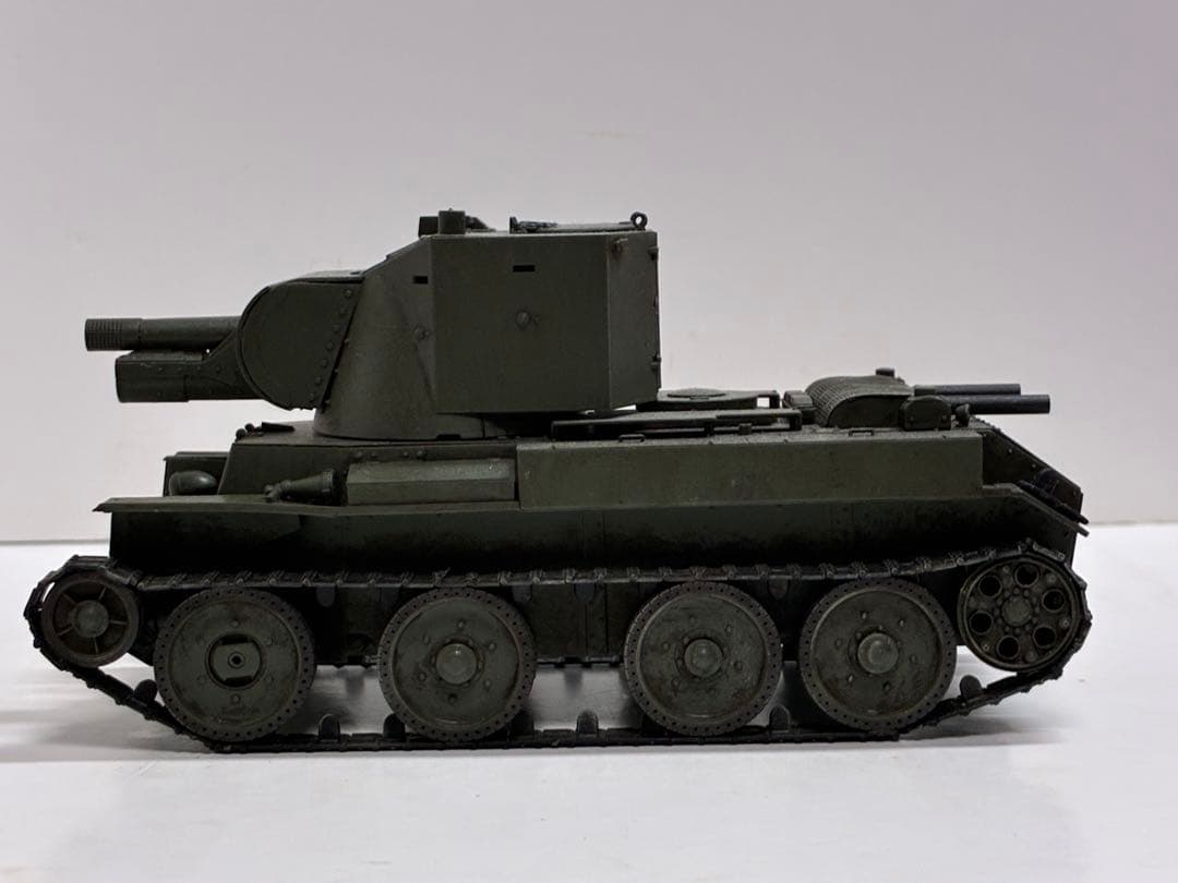 タミヤ　1/35 BT-42 完成品　戦車　模型　プラモデル　フィンランド
