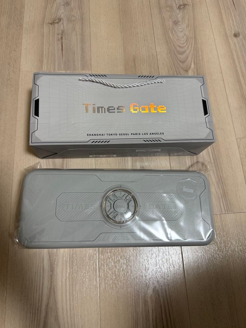 Divoom Times Gate デスク情報ハブ サイバーライト