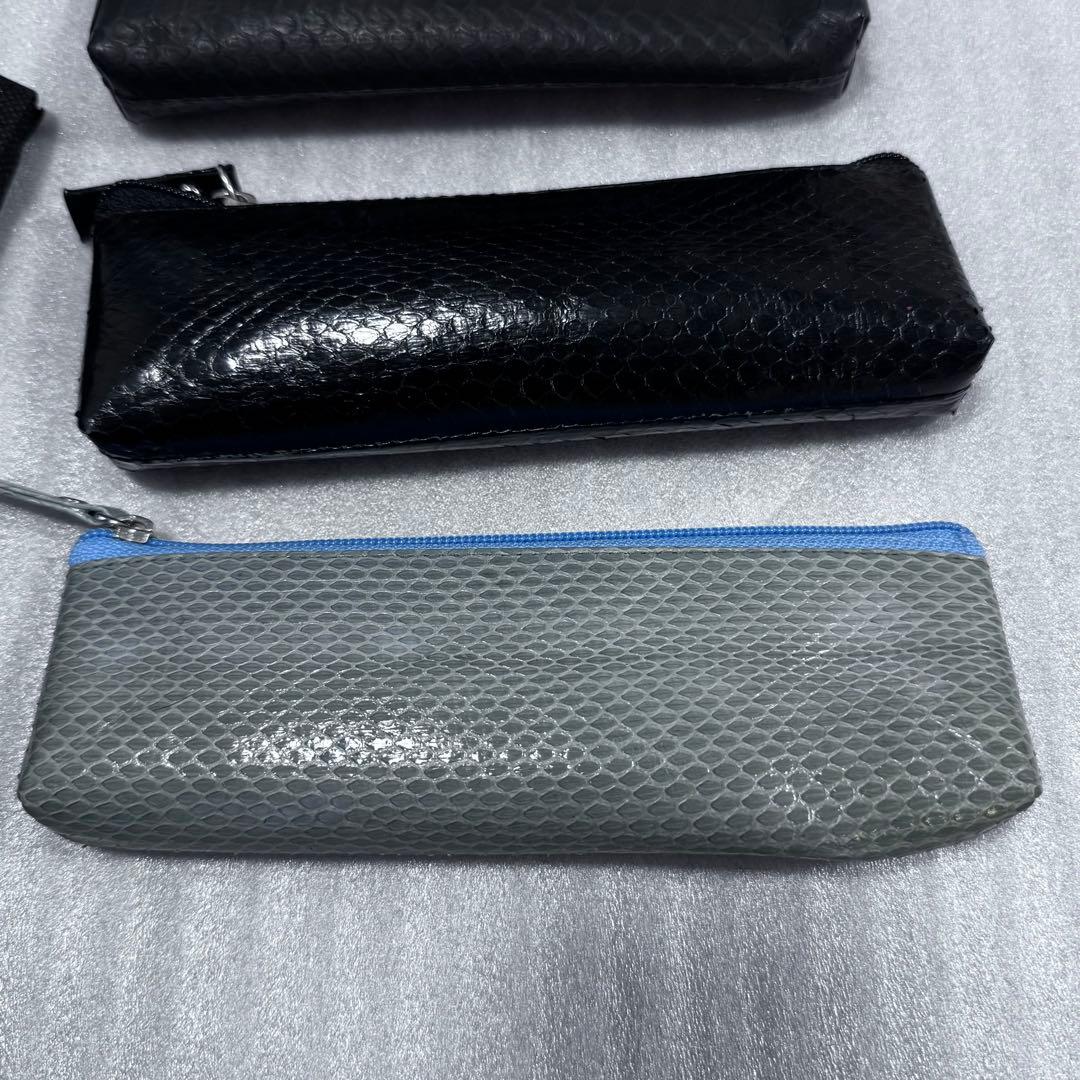 新品！蛇革ペンケース　筆箱　蛇革　小物入れ　ポーチ　まとめ売りケース付き