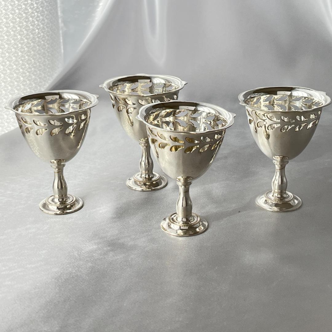 【John Harrison & Co】 透かしのエッグセット　エッグカップ