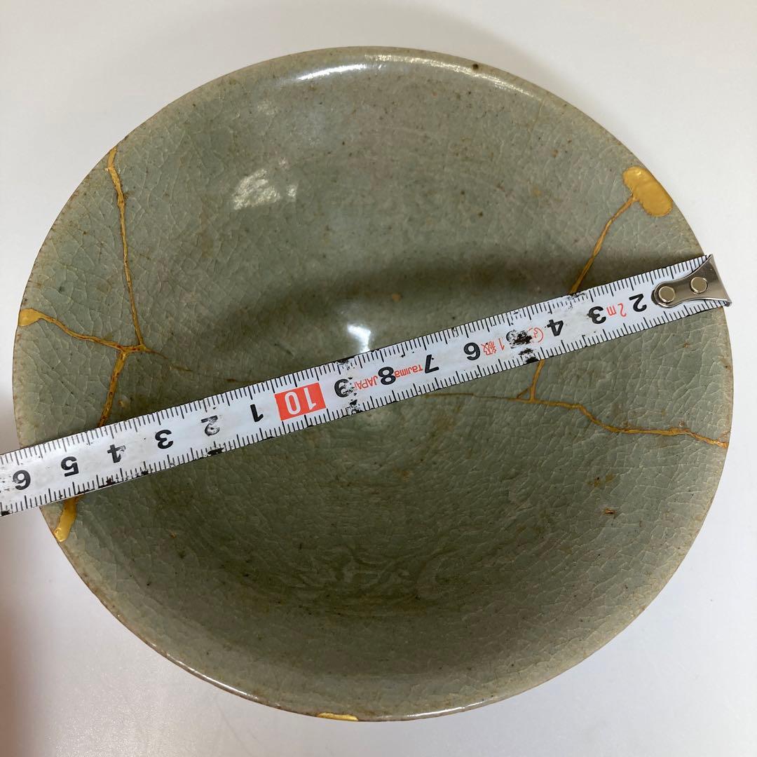 16世紀　高麗青磁陽刻文　幅約16.2㎝　タエオ　東さ7-0331①