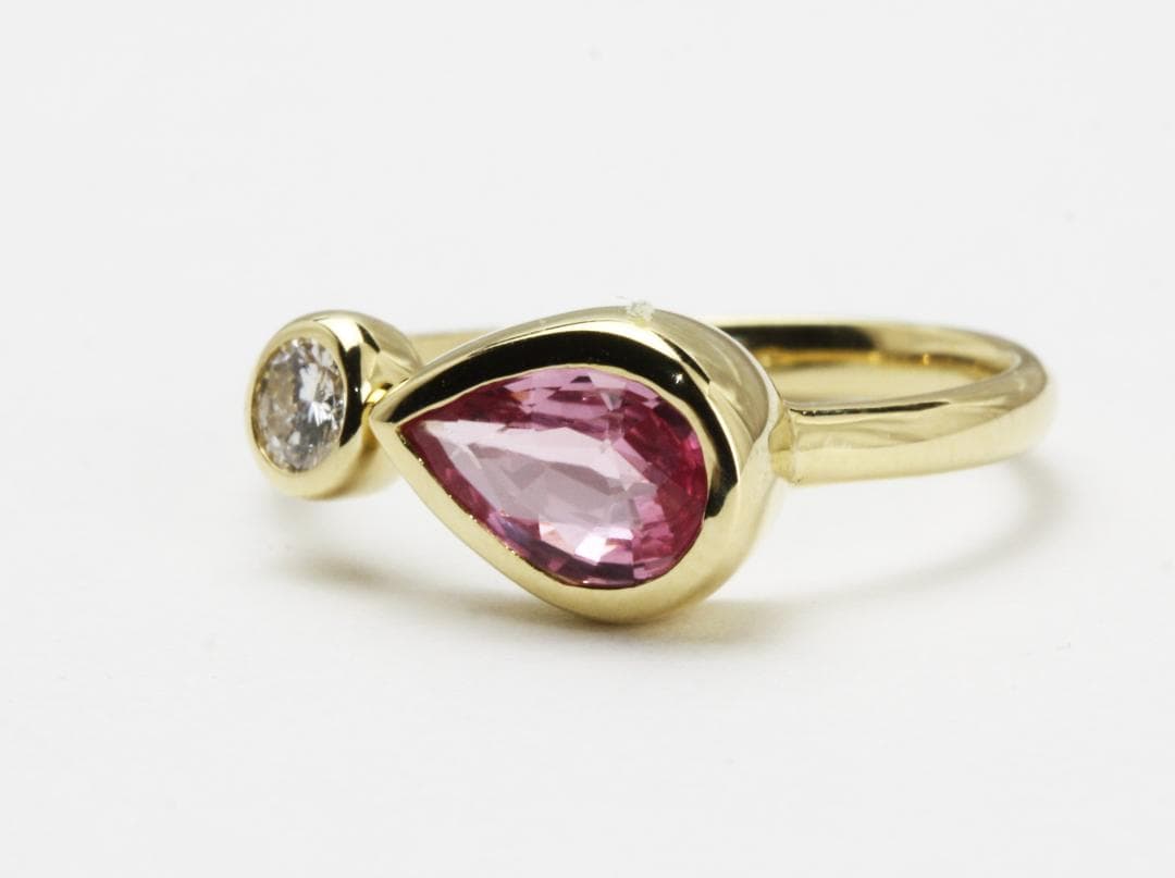 K18製ピンクサファイア・ダイヤモンドリング