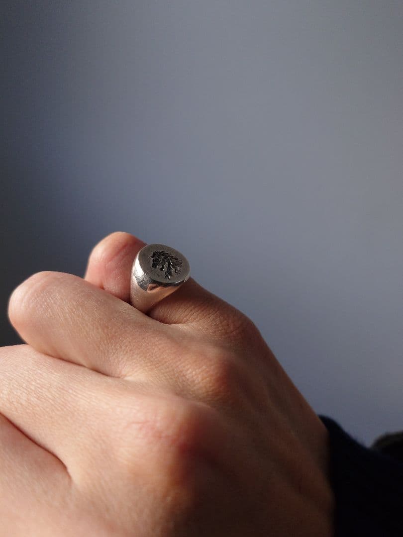 9号【FREDRICK GROVE 】シグネットリングBUNNEY gigi