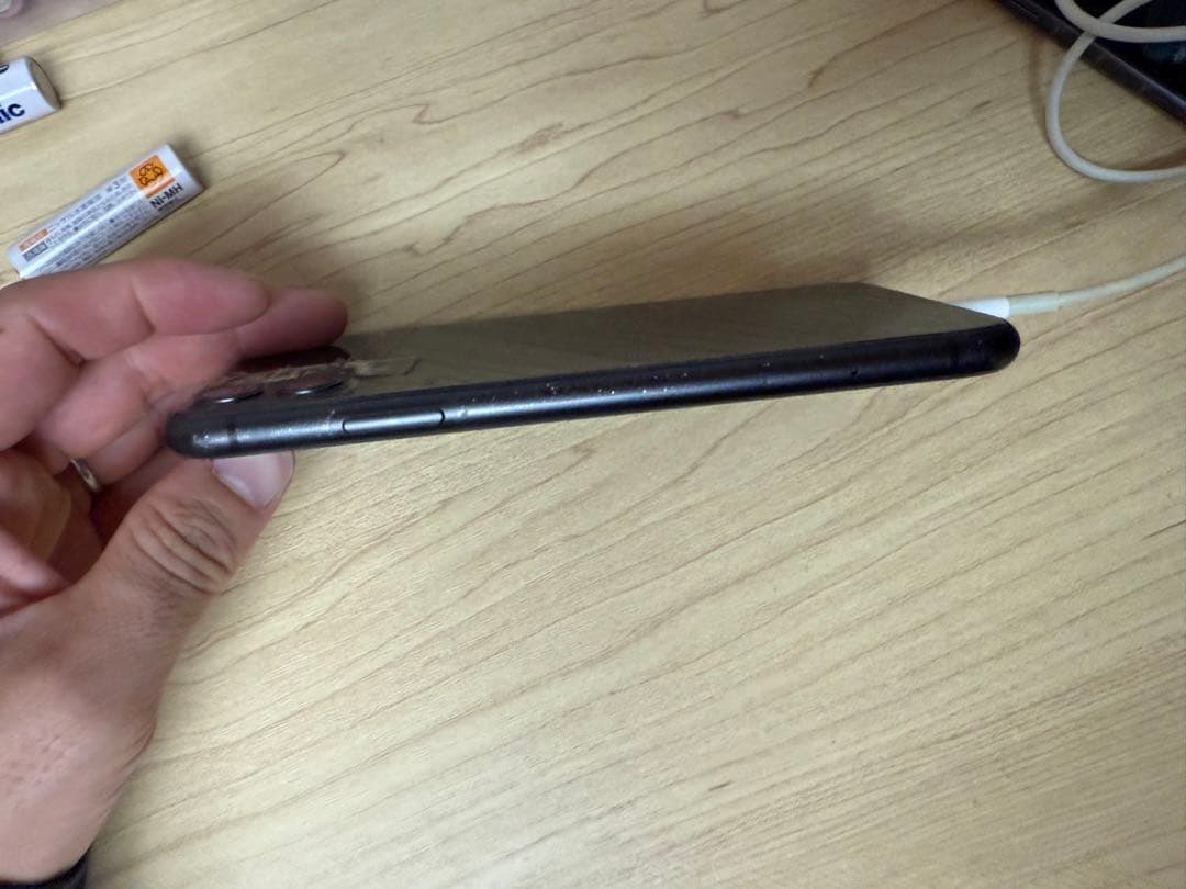 Apple iPhone 11 本体