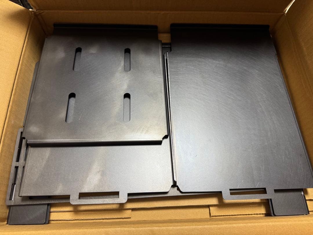 世*亀様 ☆新品☆TAKIBI BASE 焚き火台 40cm x 30cm