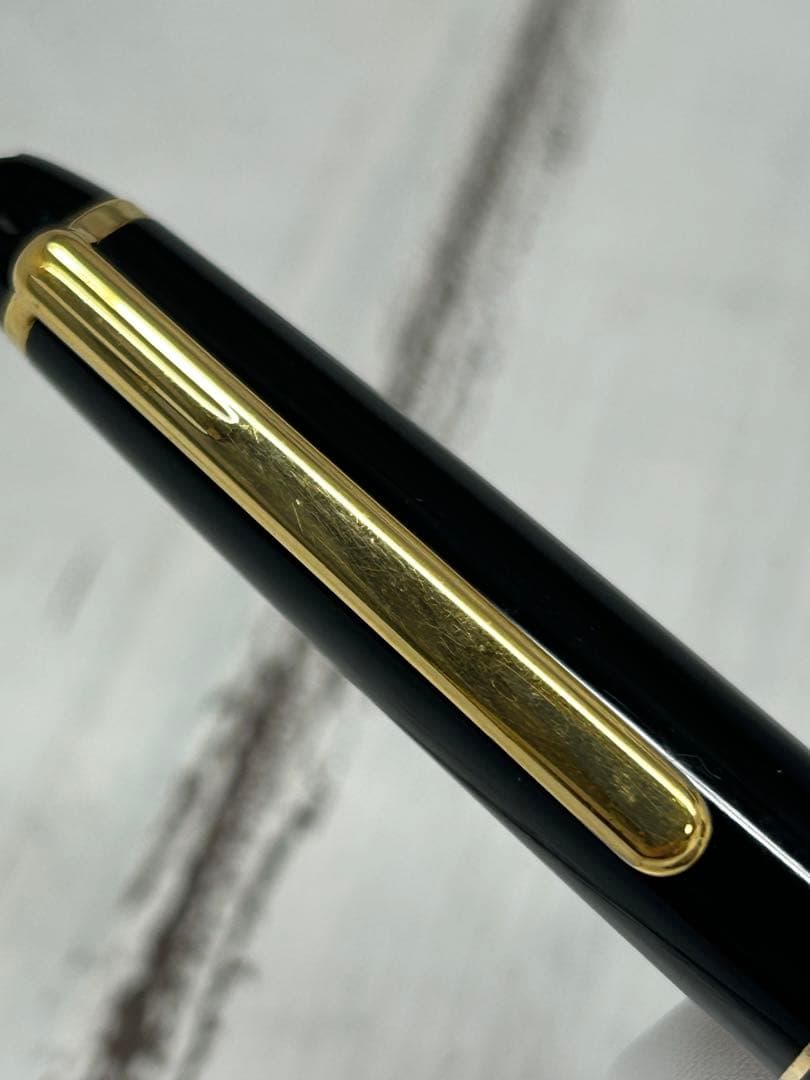 送料込み⭐︎MONTBLANC【ブラックボールペン】