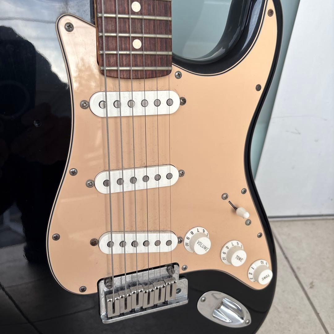 Fender フェンダー　ブラック　USA ストラトキャスター