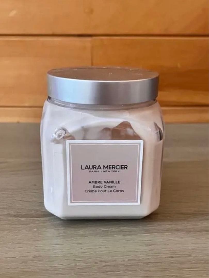 ローラメルシエ ホイップドボディークリーム アンバーバニラ