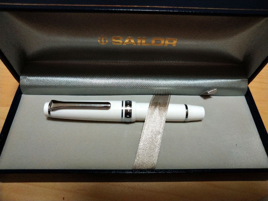 価格高騰中【完売品】セーラー万年筆 PenStyle Memo　限定ホワイト