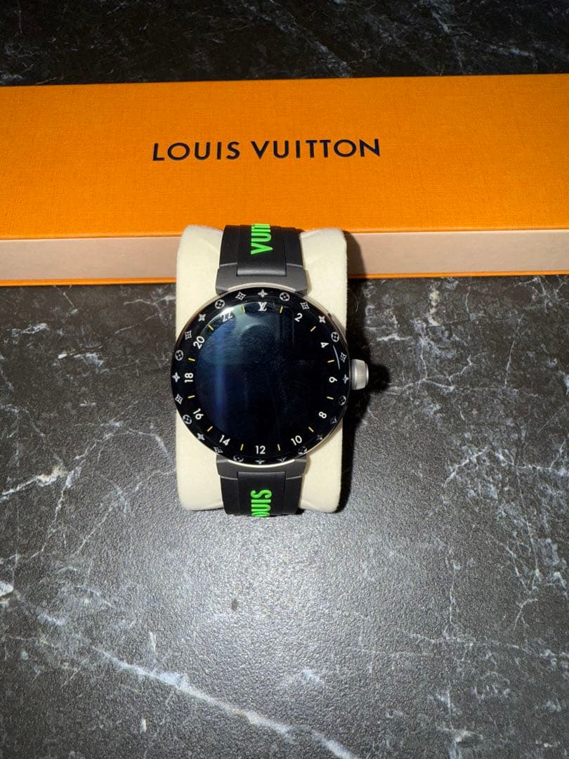 LOUIS VUITTON タンブールラバーベルト 時計