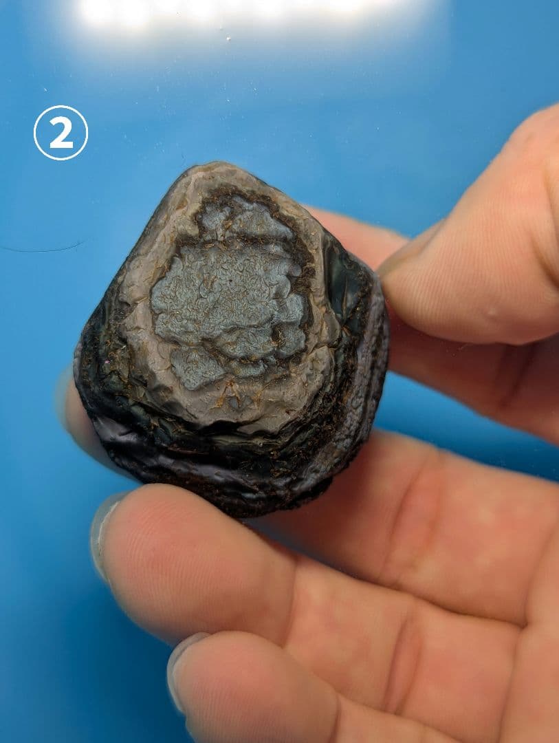 【原石】十勝石玲瓏　北海道産レインボーオブシディアン　十勝石　玲瓏石