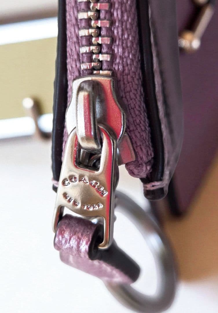 コーチ　ケース　小銭入れ　シグネチャー　限定品　キーリング　ピンク