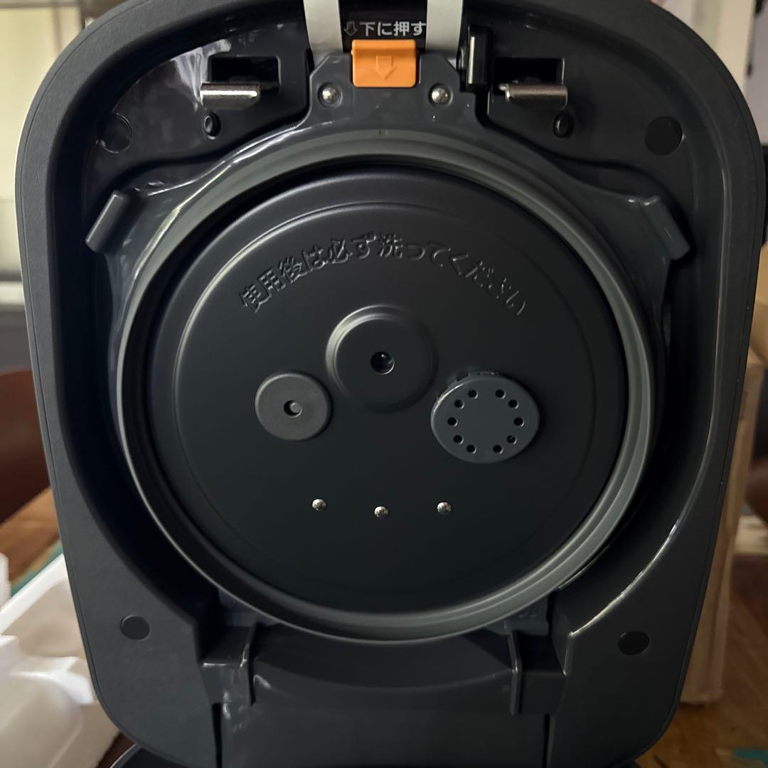 ZOJIRUSHI NW-NB10-BZ 炊飯器 5.5合炊き 1.0L