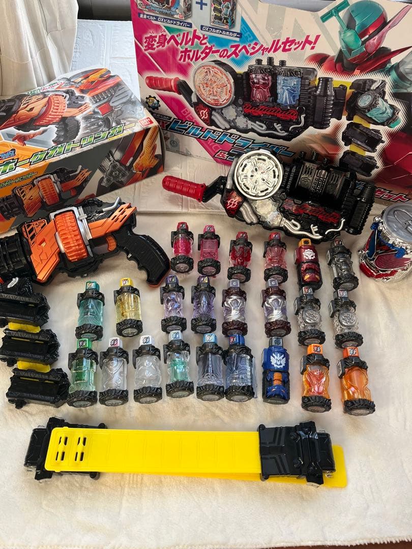 仮面ライダービルドセット　フィギュア付き　最後のページのスチームブレード付き中古