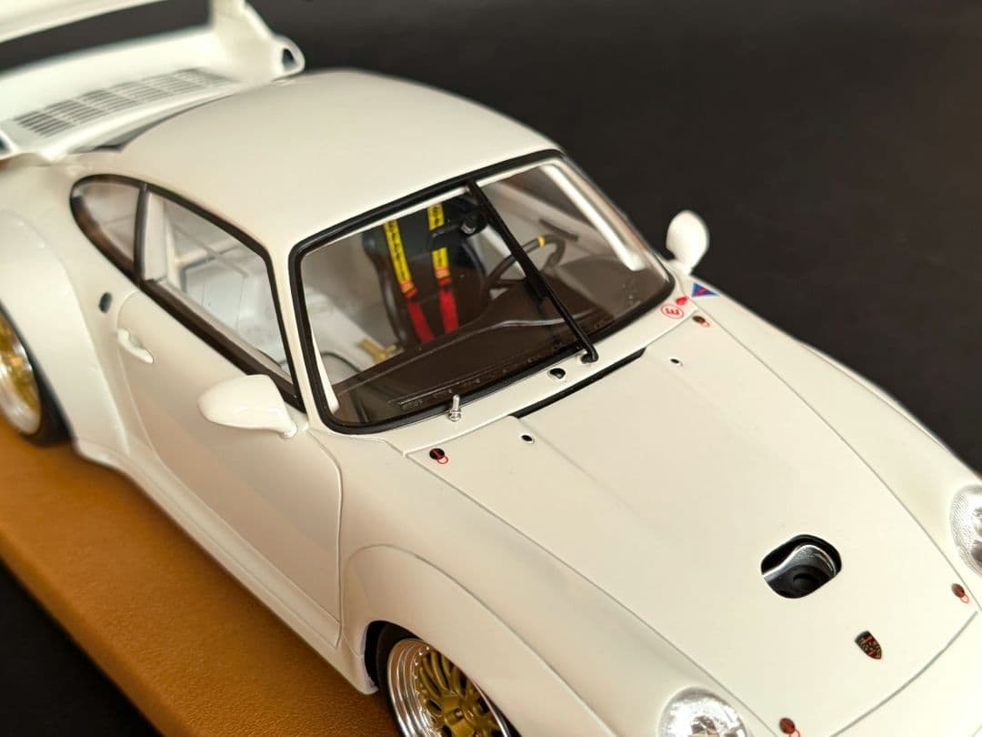 GTスピリット 1/18 PORSCHE 911 (993) GT2 EVO