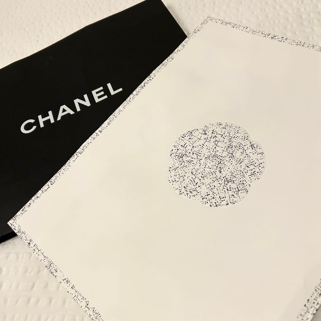 シャネル　おまとめ50点　ギフトボックス　ショッパー　財布　アクセサリー　コスメ