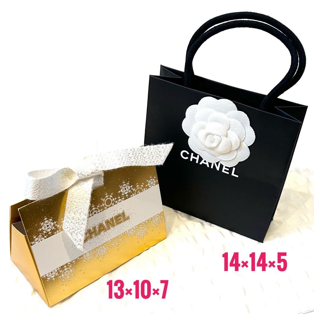 シャネル　おまとめ50点　ギフトボックス　ショッパー　財布　アクセサリー　コスメ