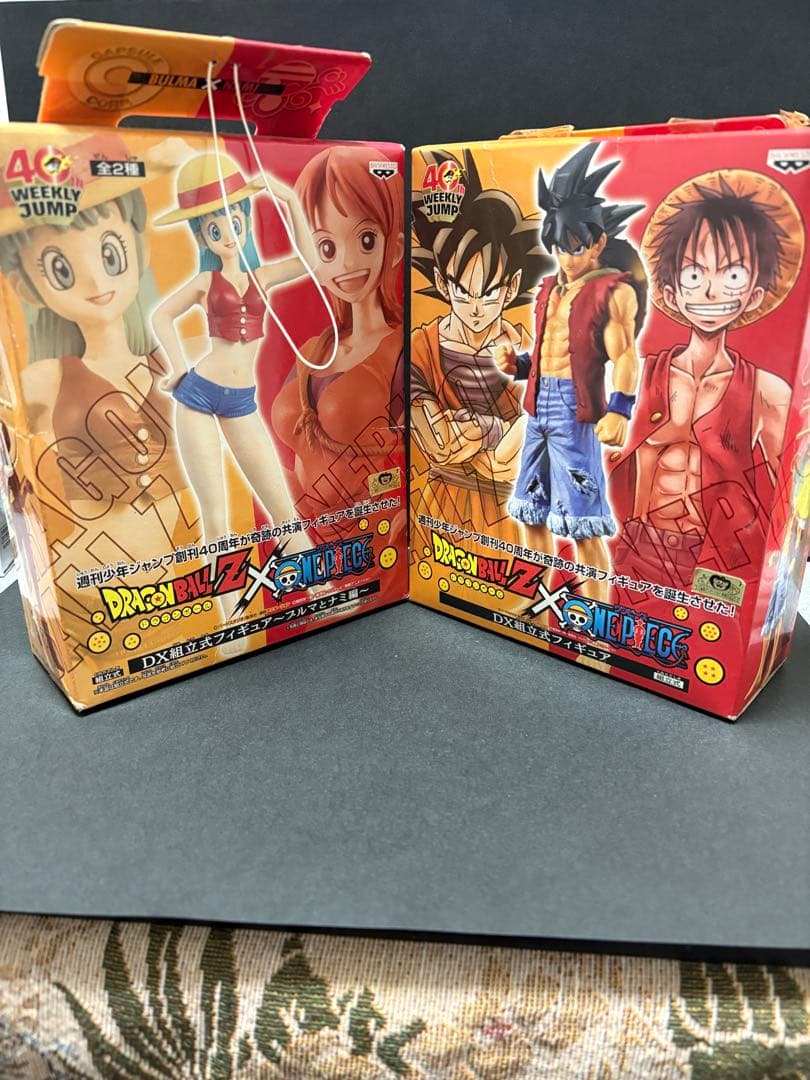 週刊少年ジャンプ創刊40周年ドラゴンボール X ワンピース フィギュア2体セット