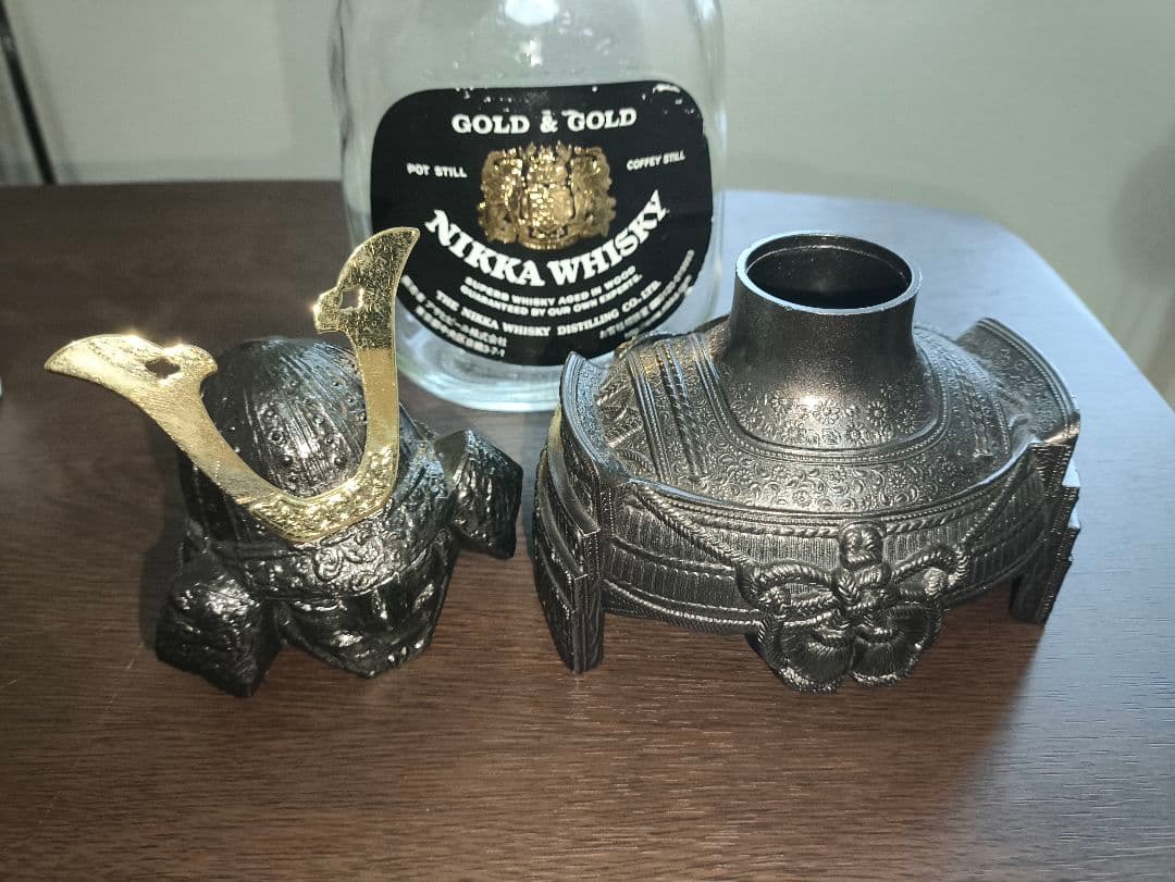 ニッカウイスキー 兜甲冑　空瓶