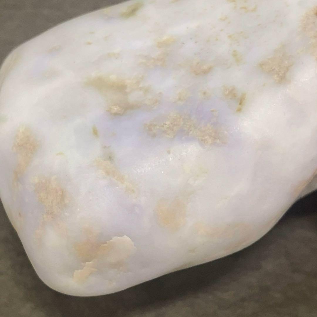 希少品　糸魚川翡翠　妖精ラベンダー　海石　特大　182g