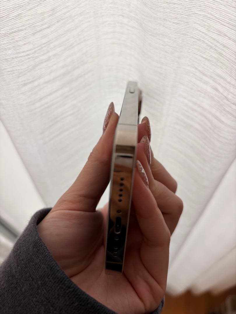 Apple iPhone 14 Pro ゴールド 充電ケーブル付き