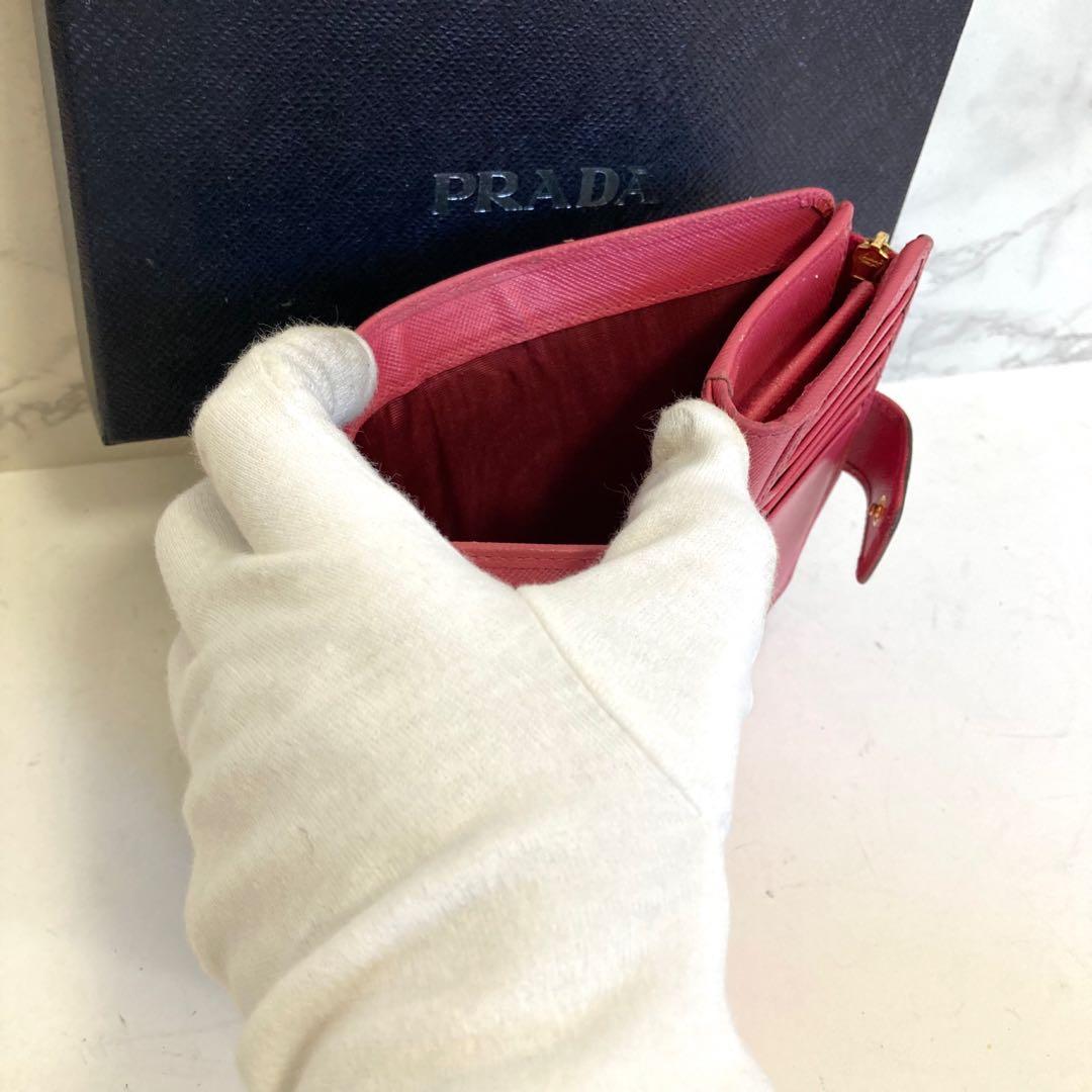 《美品》PRADA プラダ サフィアーノ ブラック 黒 レザー 二つ折り財布
