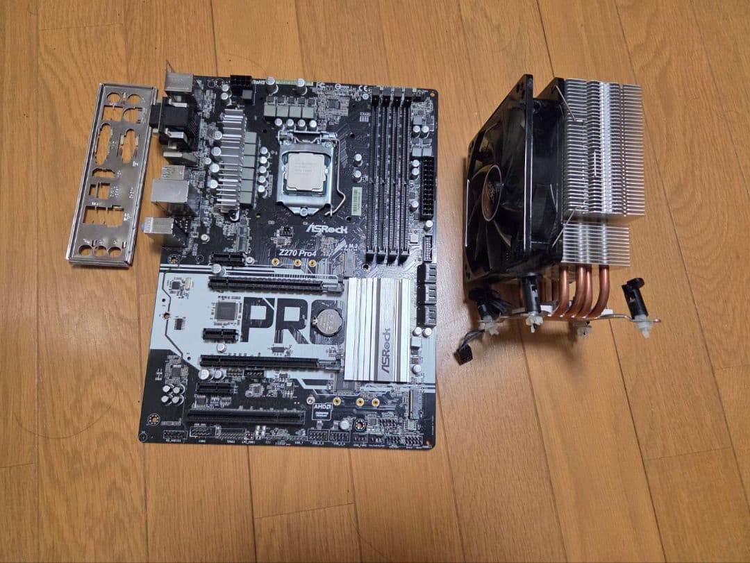 core i7 7700k マザーボードとCPUクーラー付き