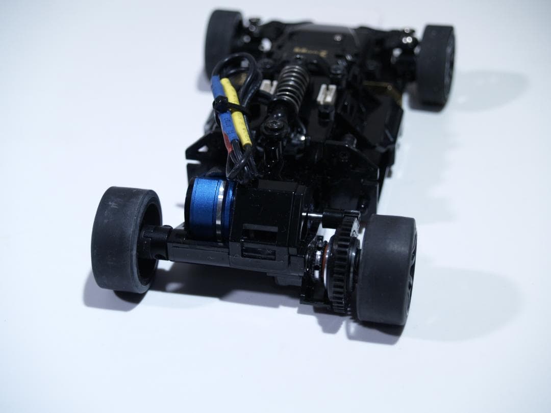 京商ミニッツMR-03 EVO シャーシ＆ボディセット マクラーレンP1 GTR