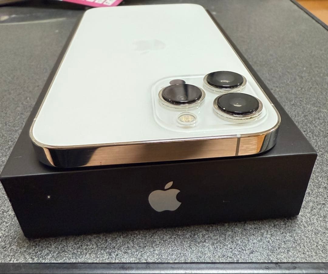 iPhone13 Pro Max 256GB シルバー