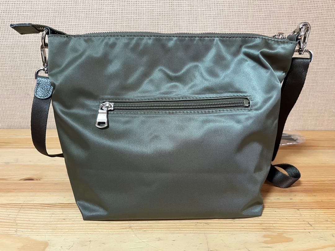 a332/未使用級★russetショルダーバッグ カーキ クラウズナイロン