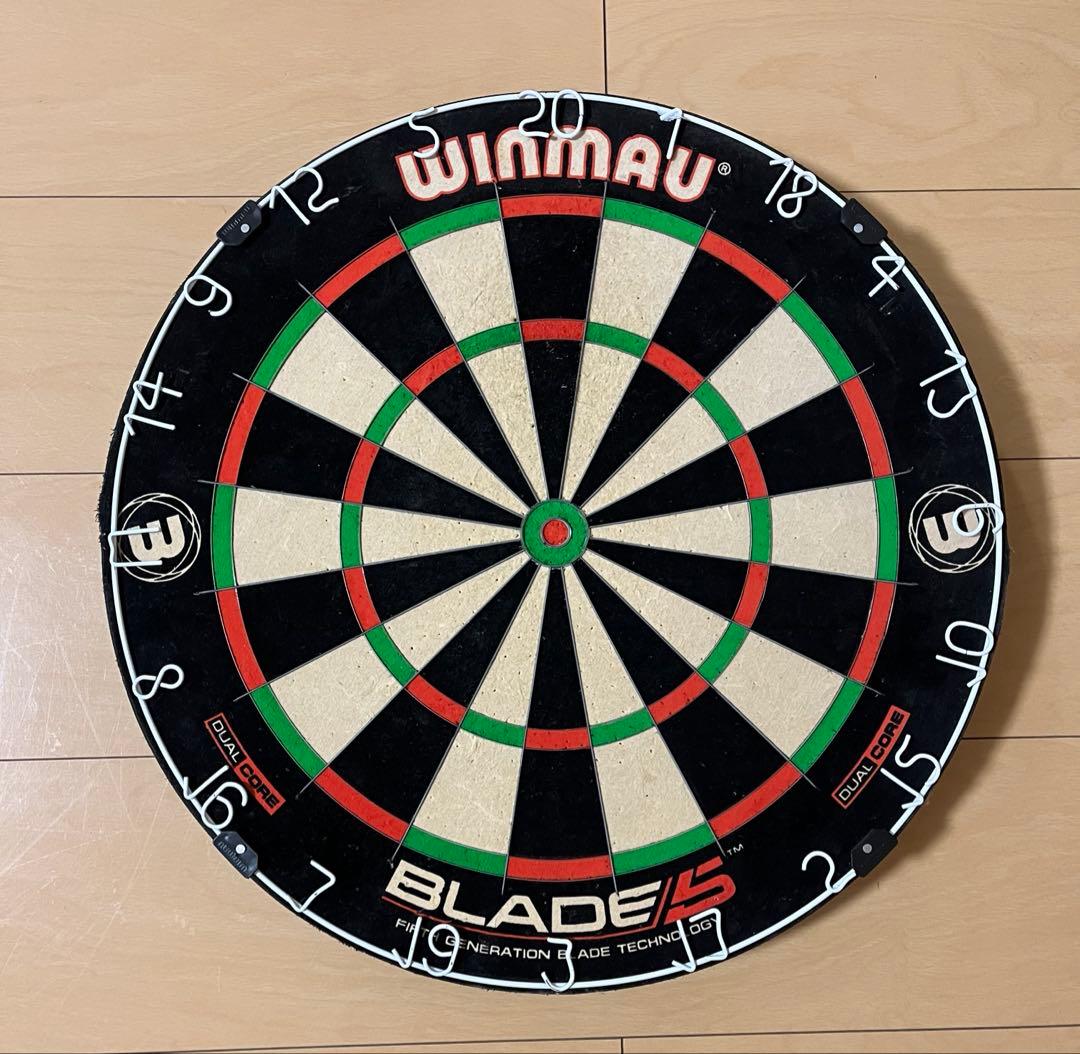 WINMAU BLADE 5 ダーツボード