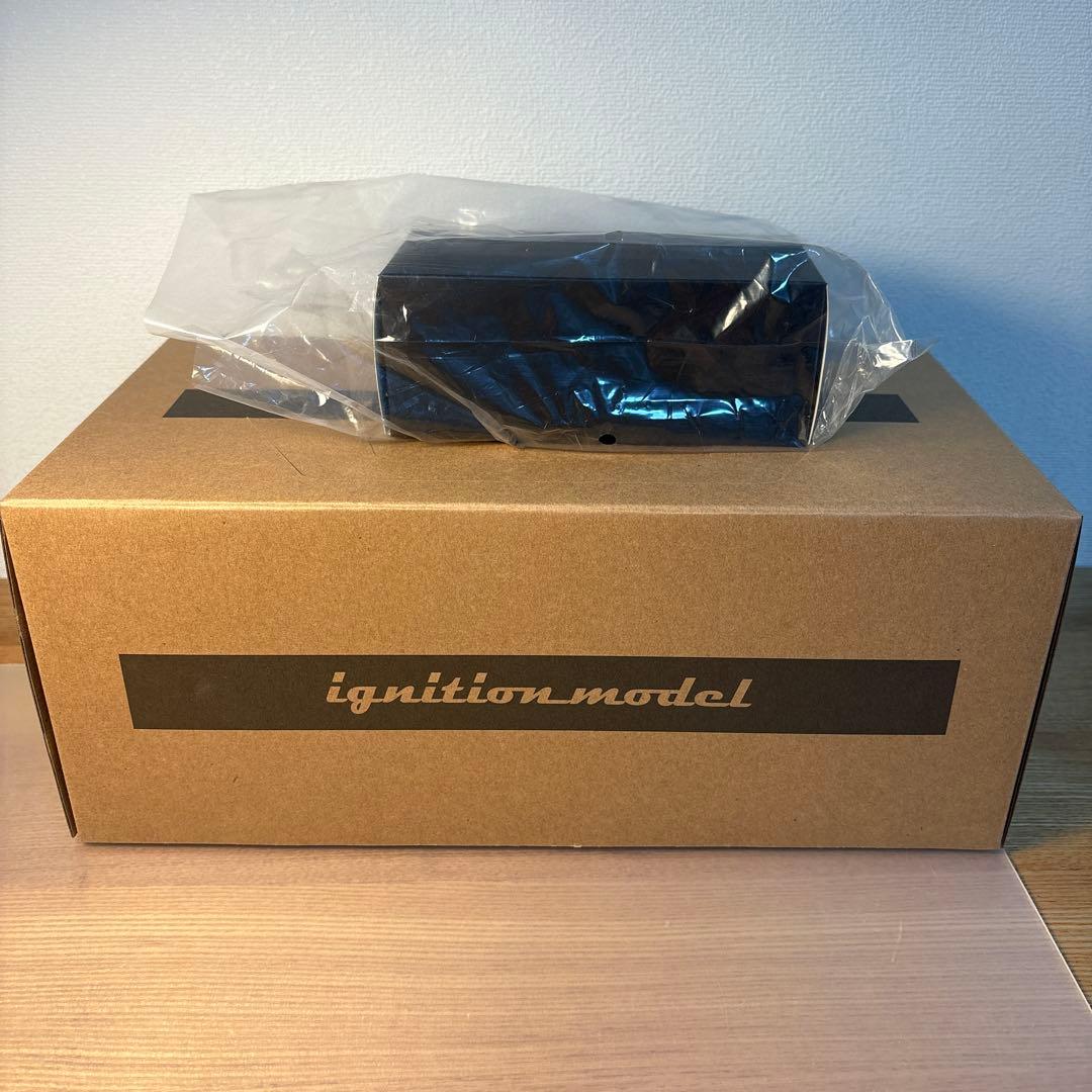 イグニッションモデル　DATSUN Fairlady 2000 エンジン付属
