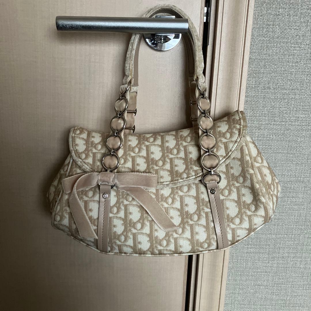 DIOR ロマンティック