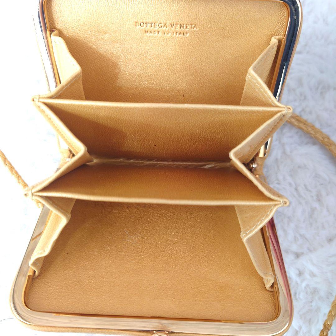 ボッテガヴェネタ　イントレチャート　がま口　ショルダーストラップ　ケース