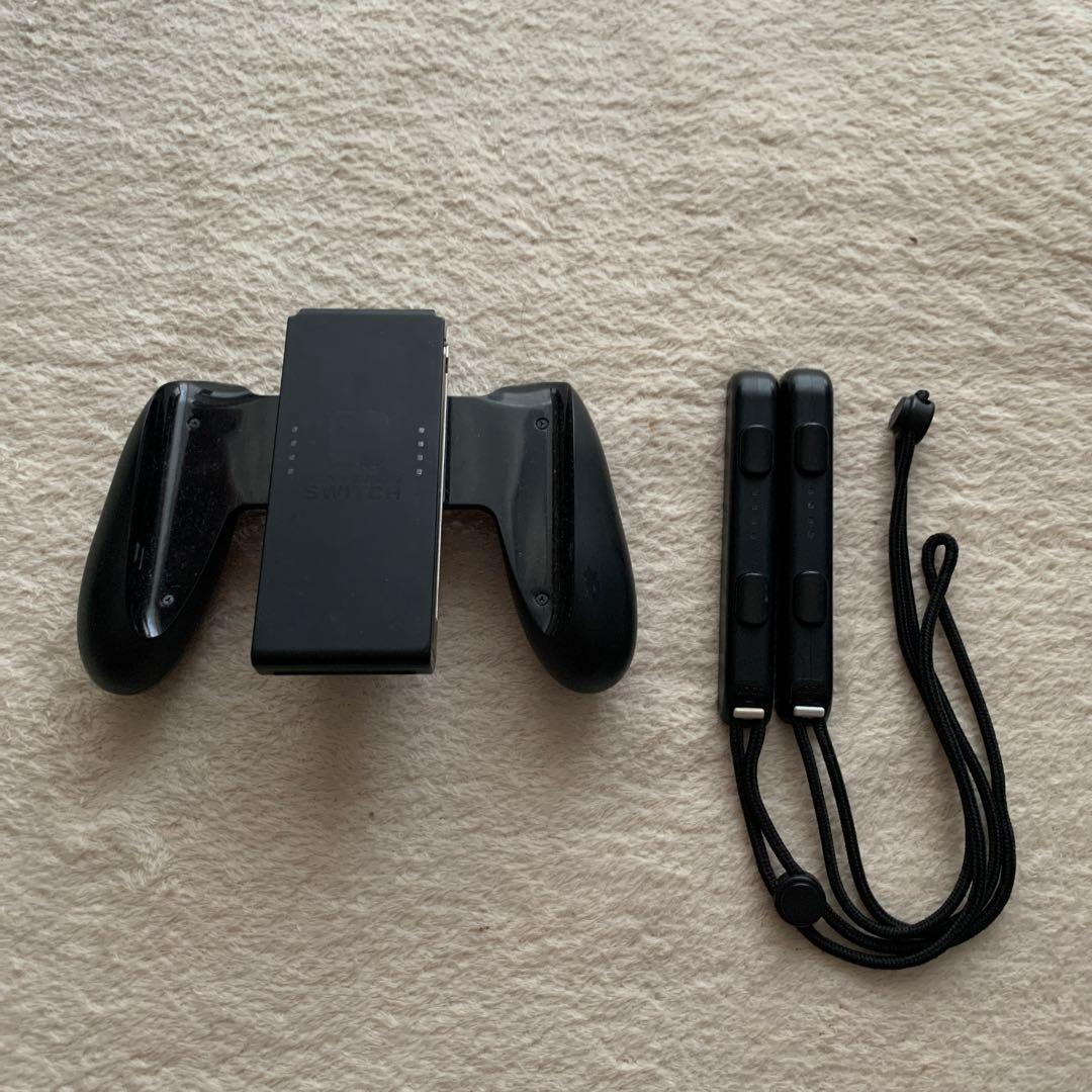 【早い者勝ち】Nintendo Switch 本体 青/黒