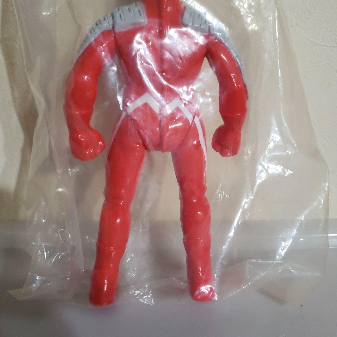 ビックワンクラフト　ソフビ　ウルトラマン　セブン　 フィギュア 赤/銀