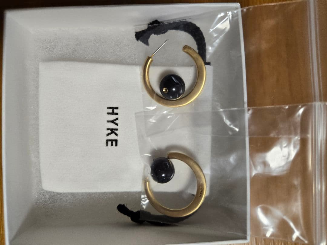 HYKE ピアス　未使用品