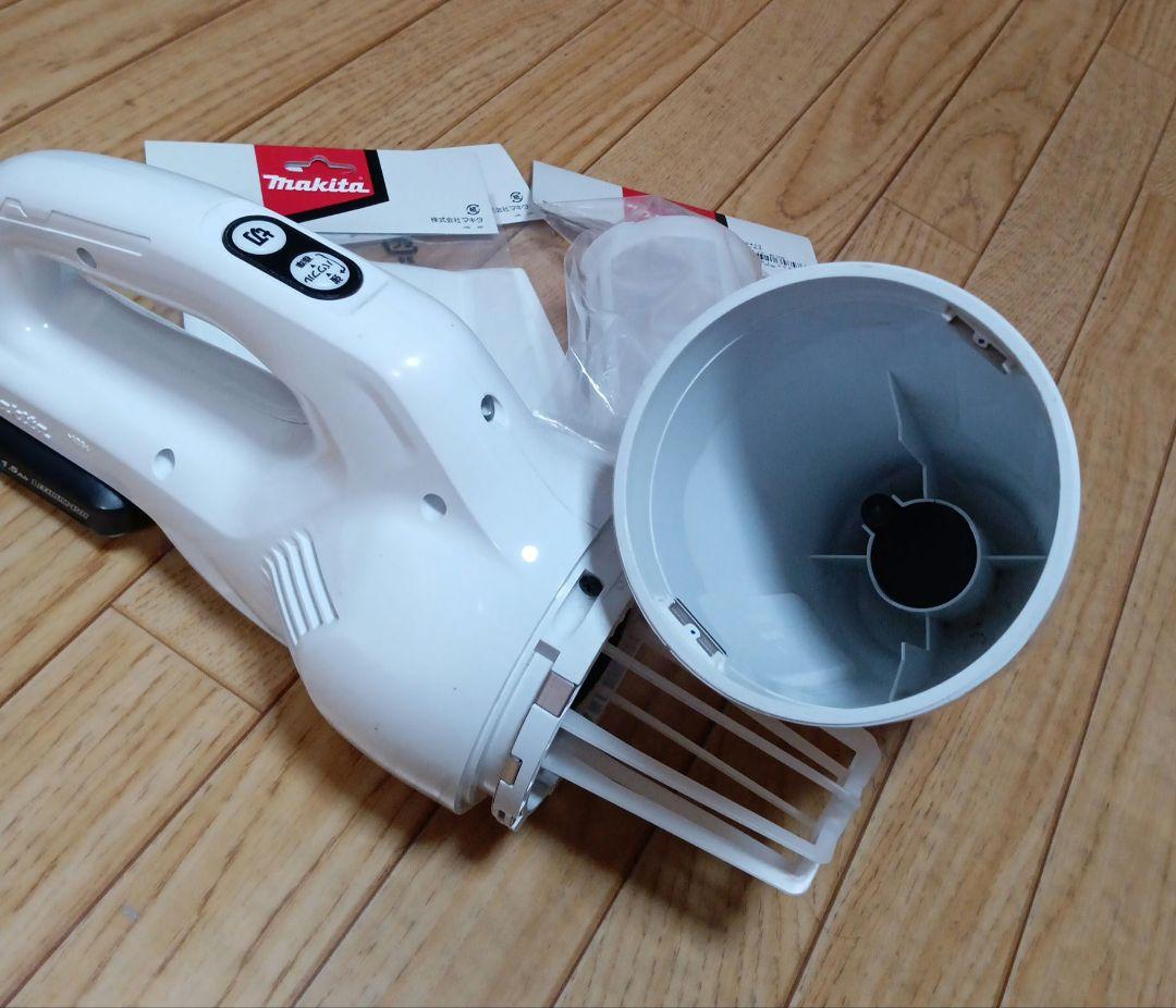 マキタ10.8V充電式クリーナーCL108FD バッテリー、充電器付