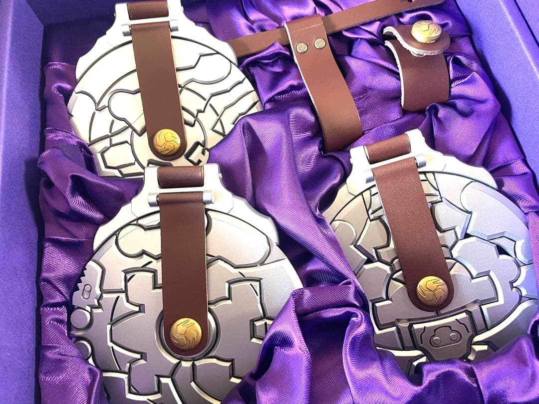 希少【未使用】仮面ライダー響鬼〈コンプリートセレクション〉変身音叉・音角