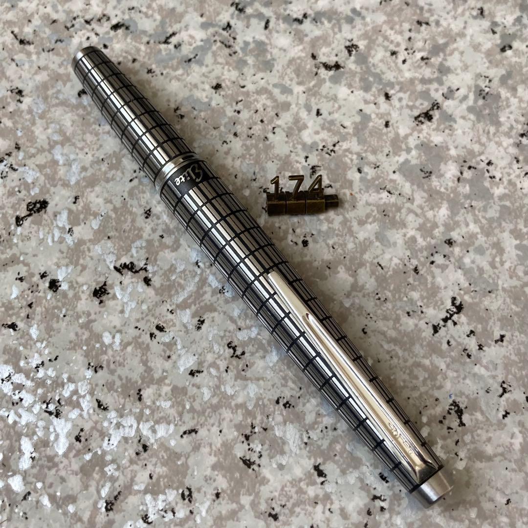 #174 オーバーホール済み 万年筆 PILOT 全格子 Elite 14k