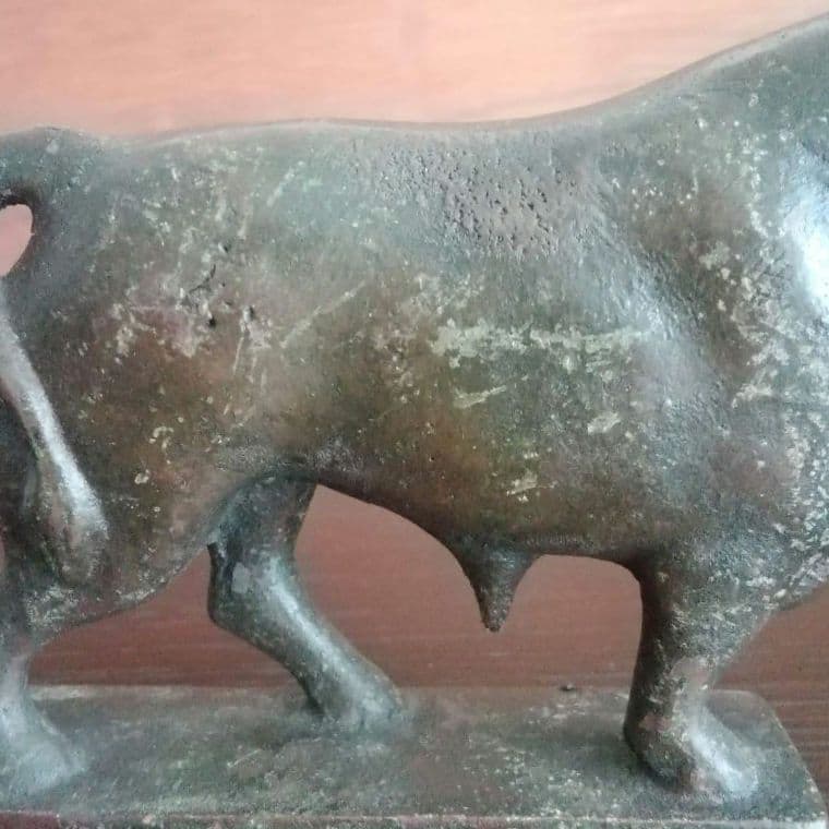 逸品　青銅製のミノア文明の雄牛　ギリシャクレタ島 　宇宙エネルギー　生と死の力