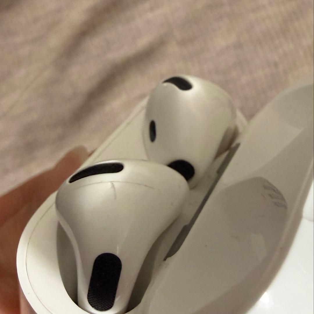 AirPods（第4世代）ノイズキャンセリング搭載モデル