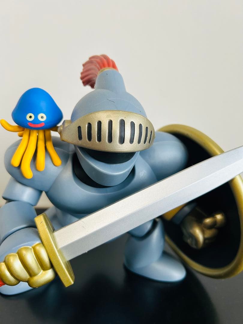 ドラゴンクエスト　フィギュア　さまよう鎧　ホイミスライム　セットフィギュア