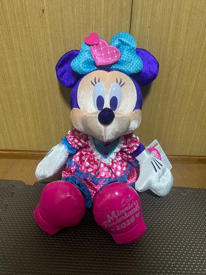 ミニーのファンダーランド　ミニパル　ミニーぬいぐるみ　新品未使用タグ付き