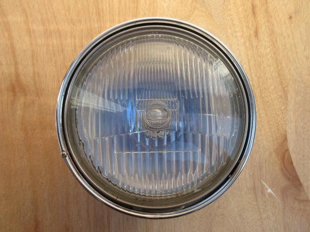 送料込み！Kawasaki ゼファー400 純正ヘッドライト一式良品